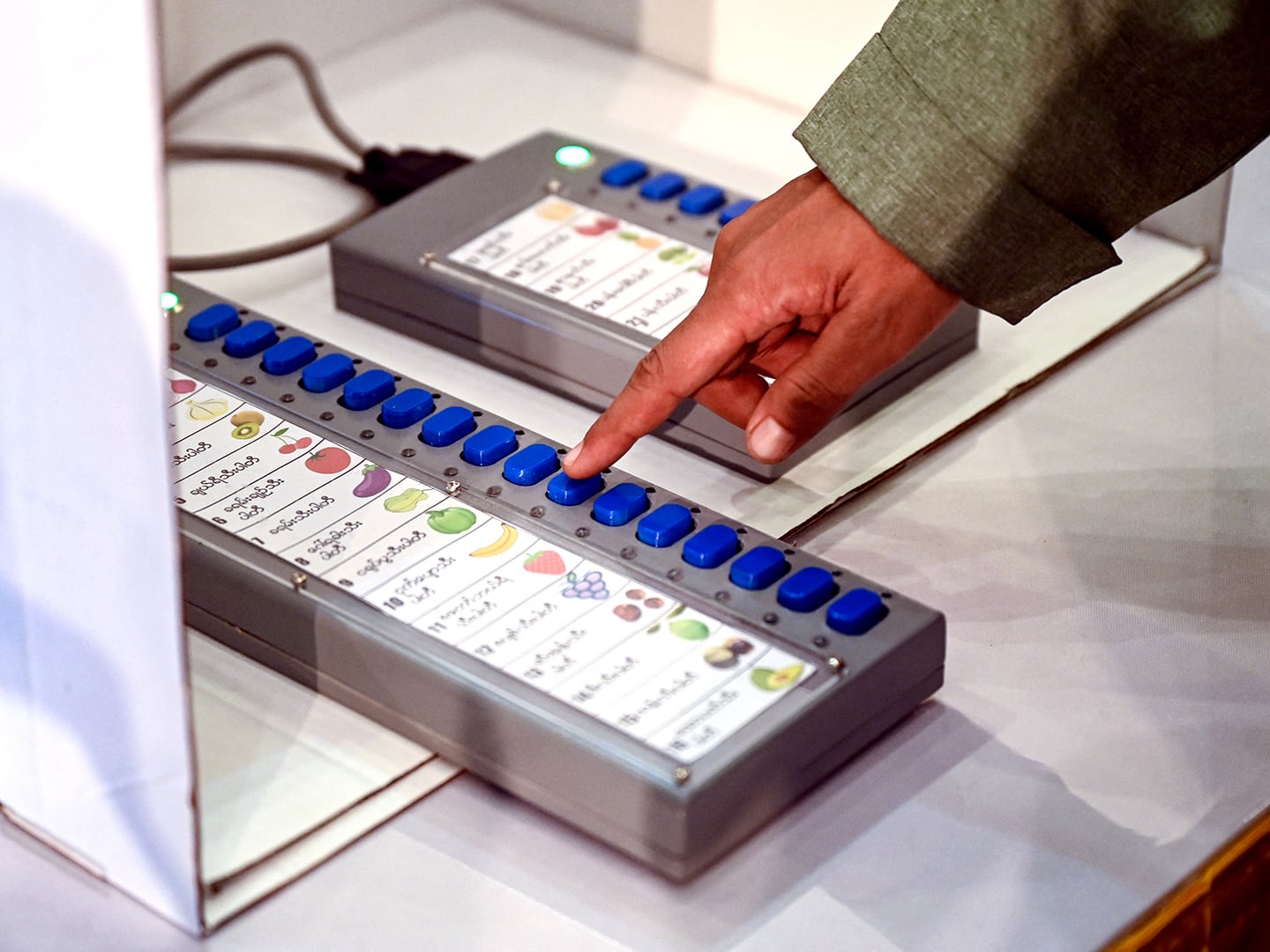 Junta chief vows to complete Myanmar census by year-end -- then hold elections