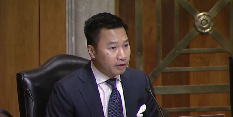 美国国会美中经济与安全审查委员会副主席亚历克斯·王(Alex N. Wong )。(视频截图/USCC)